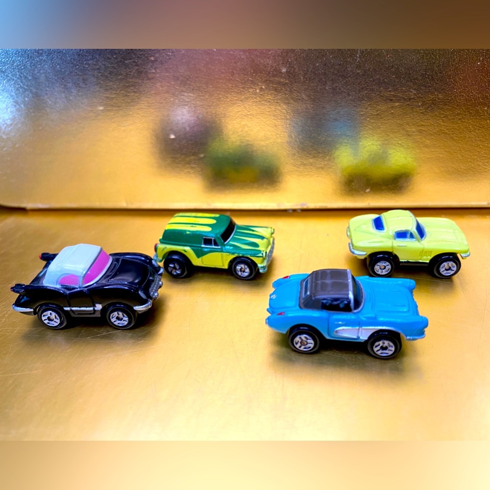 MICRO MACHINES CARS VINTAGE 80’s GALOOB BUNDLE OF 4 50’s STYLE CORVETTES CHEVY